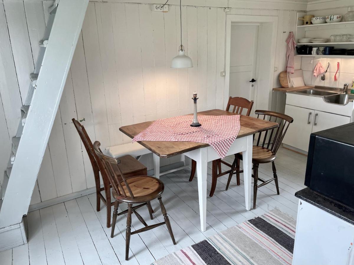 Grandmothers Cosy Farmhouse Fredvang 外观 照片